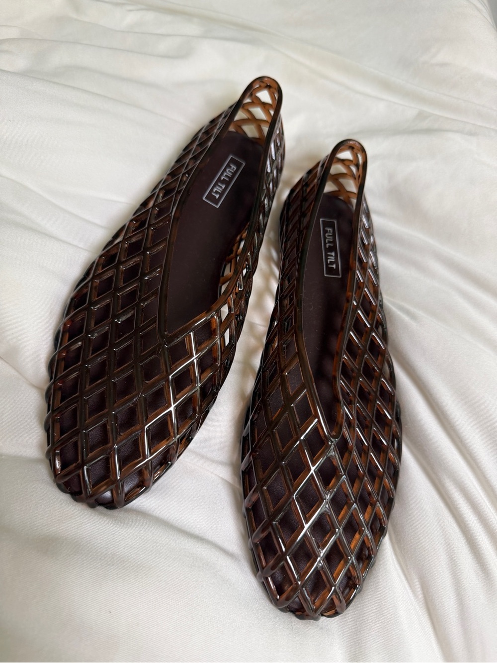 Full Tilt Brown Lattice Pointed Jelly Flats